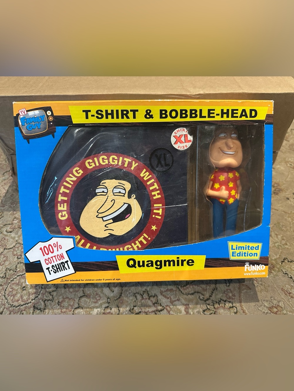 Funko Wacky Wobble Quagmire T-Shirt & Bobble-Head Set